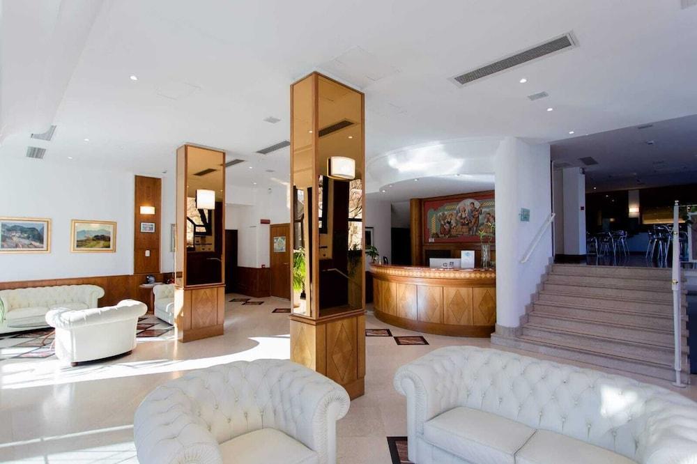 Norden Palace Hotel